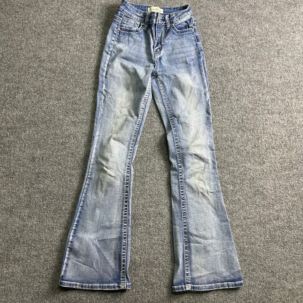 Love Soho Jeans Womens Size 1 Blue Viscose Blend Flare Bootcut Thick Stitching